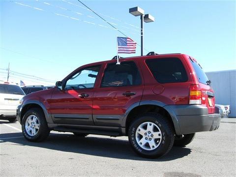 Ford Escape 2006 photo 2