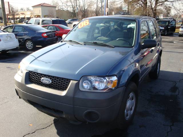 Ford Escape 2006 photo 1