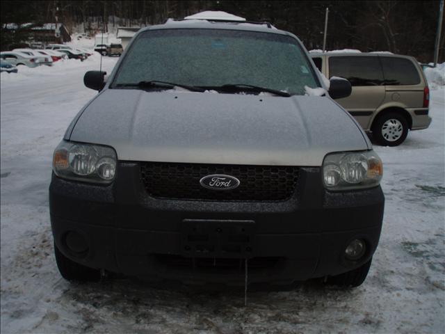 Ford Escape ESi Sport Utility