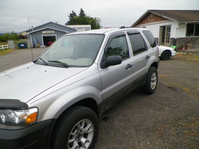 Ford Escape 2006 photo 1