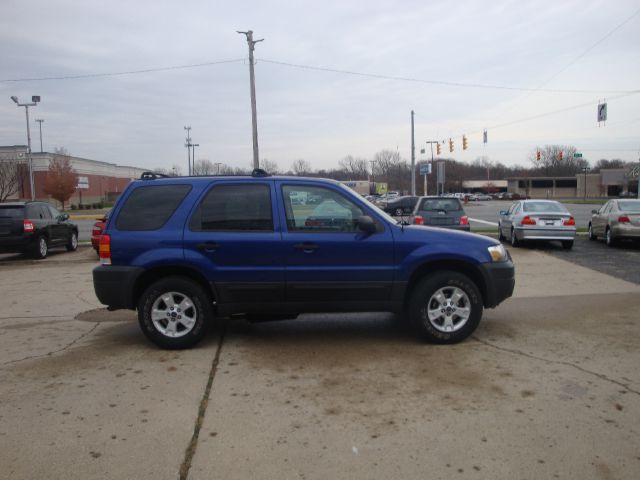 Ford Escape 2006 photo 1