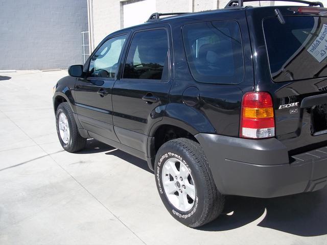 Ford Escape 2007 photo 1