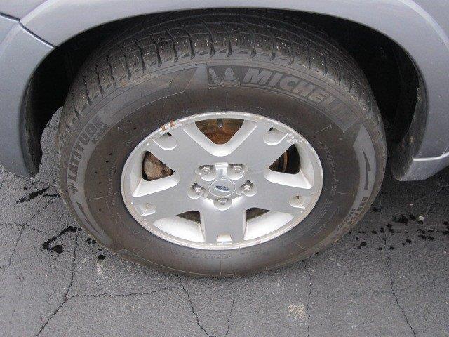 Ford Escape 2007 photo 1