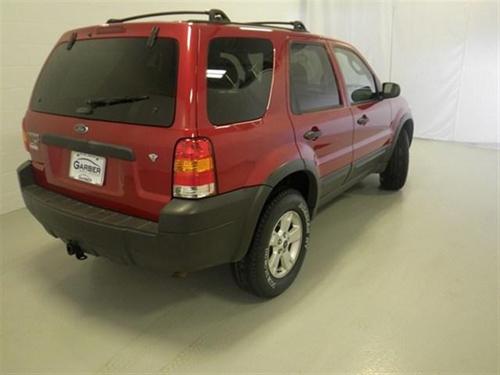 Ford Escape 2007 photo 2