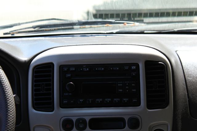Ford Escape 2007 photo 1