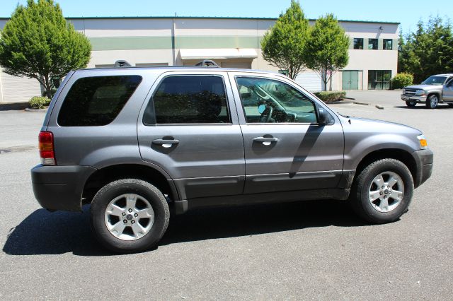 Ford Escape 2007 photo 12
