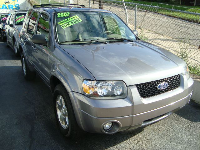 Ford Escape 2007 photo 2