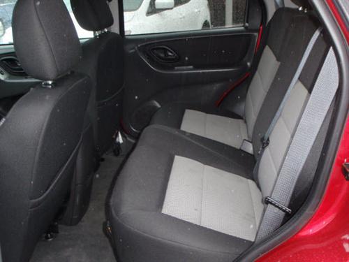 Ford Escape 2007 photo 2