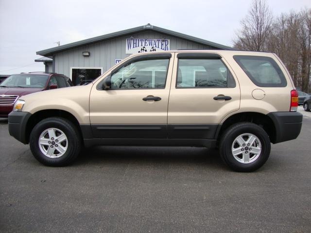Ford Escape 2007 photo 2