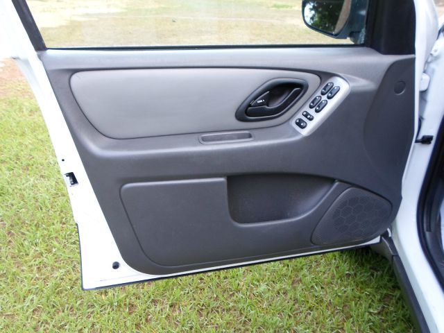 Ford Escape 2007 photo 1