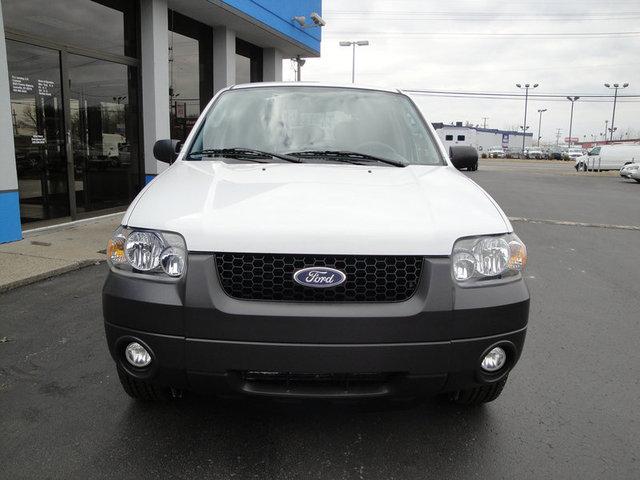 Ford Escape 2007 photo 1