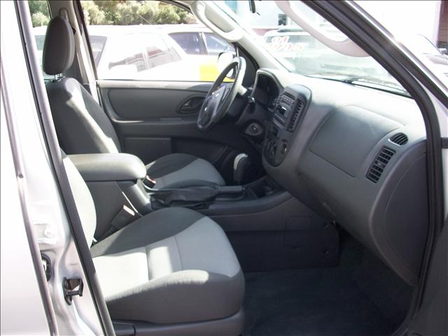 Ford Escape 2007 photo 1