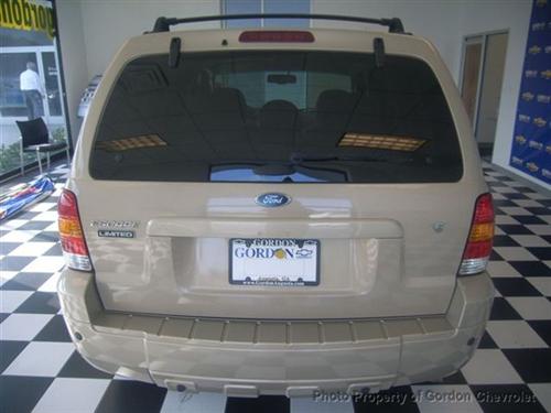 Ford Escape 2007 photo 1