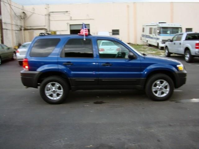 Ford Escape 2007 photo 1