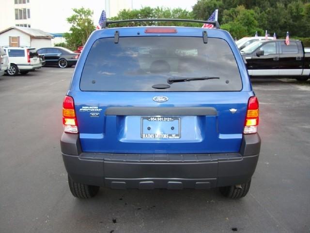 Ford Escape 2007 photo 3