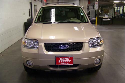 Ford Escape 2007 photo 1