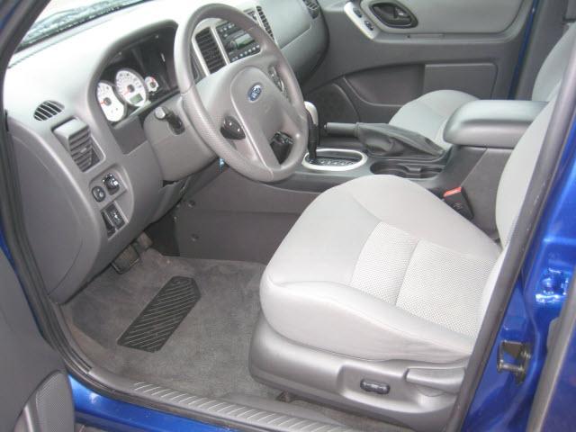 Ford Escape 2007 photo 1