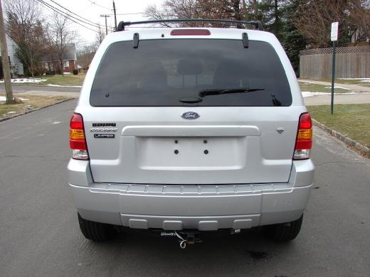 Ford Escape 2007 photo 2