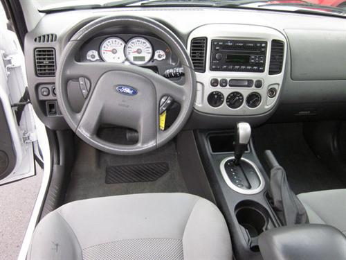 Ford Escape 2007 photo 1