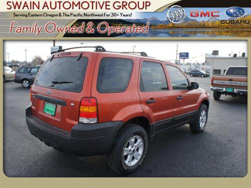 Ford Escape 2007 photo 2