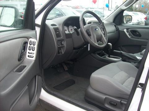 Ford Escape 2007 photo 1