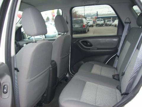 Ford Escape 2007 photo 2