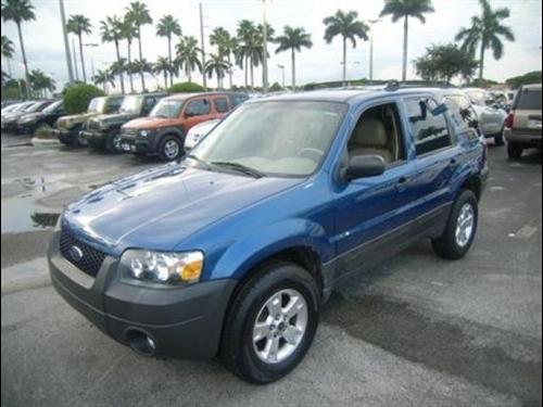 Ford Escape 2007 photo 2