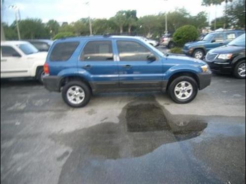 Ford Escape 2007 photo 3