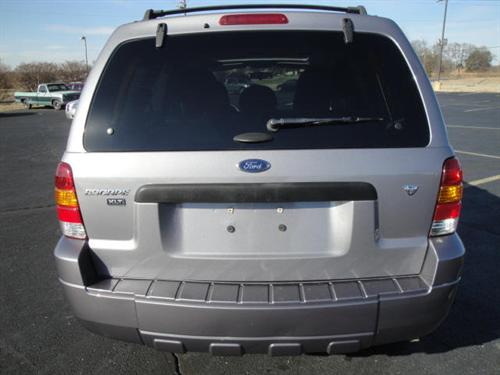 Ford Escape 2007 photo 1