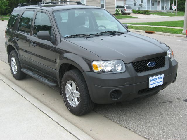 Ford Escape 2007 photo 1