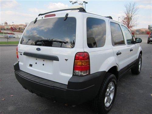 Ford Escape 2007 photo 1