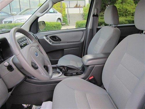 Ford Escape 2007 photo 2