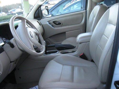 Ford Escape 2007 photo 2