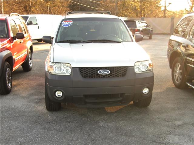 Ford Escape ESi Sport Utility