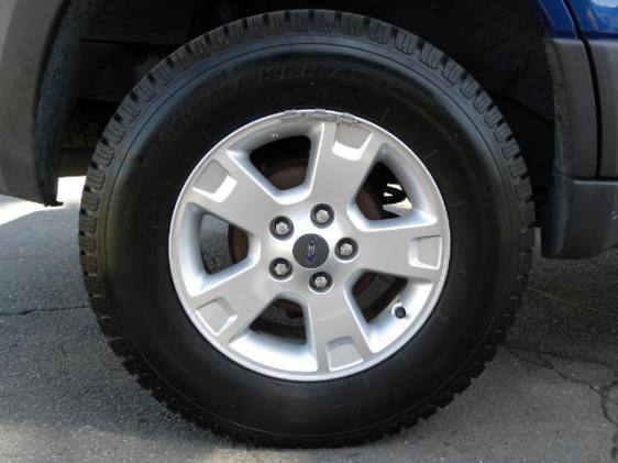Ford Escape 2007 photo 1