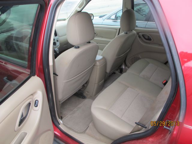 Ford Escape 2007 photo 2