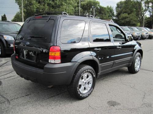 Ford Escape 2007 photo 1