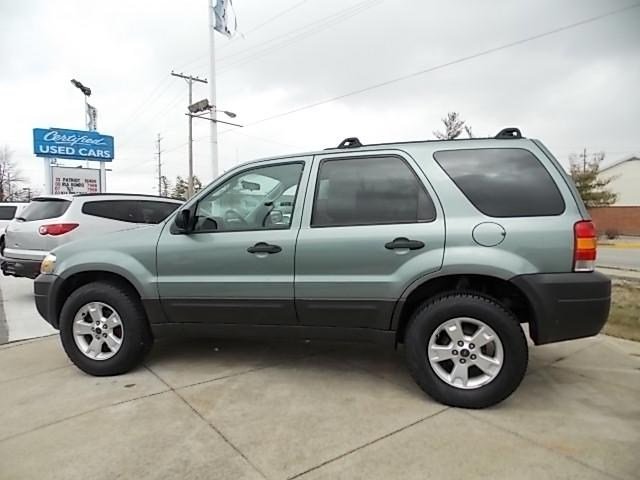 Ford Escape 2007 photo 3