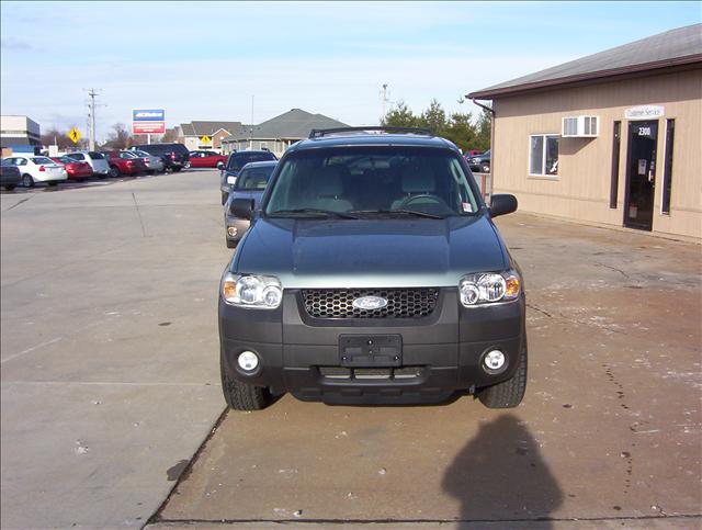 Ford Escape ESi Sport Utility
