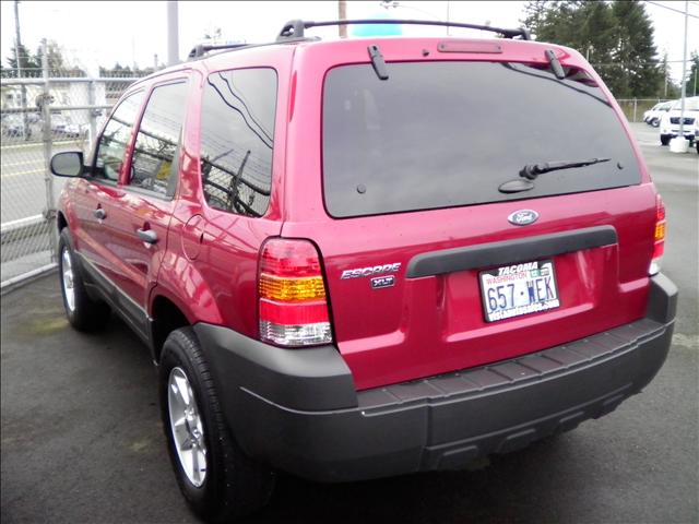 Ford Escape 2007 photo 2