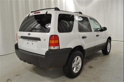 Ford Escape 2007 photo 4