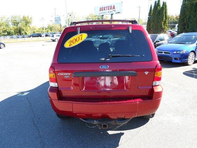 Ford Escape 2007 photo 3