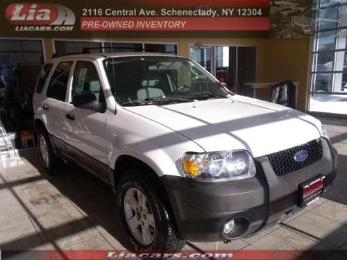 Ford Escape 2007 photo 2