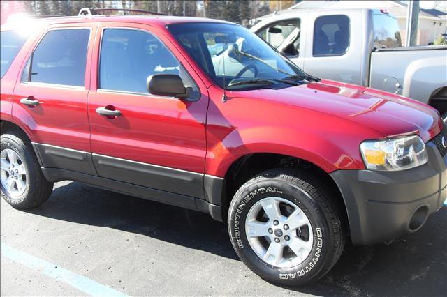 Ford Escape ESi Sport Utility