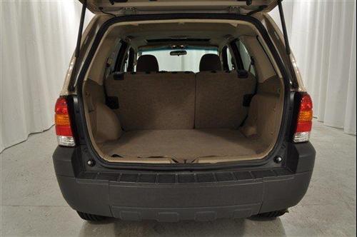 Ford Escape 2007 photo 2