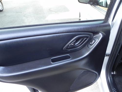 Ford Escape 2007 photo 2