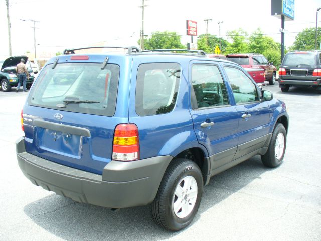 Ford Escape Reg Cab 159.5 WB C5B SUV