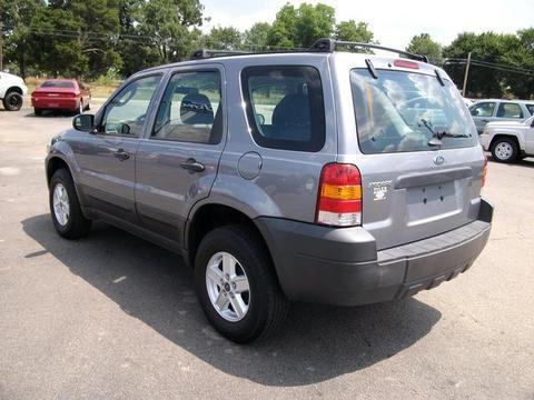 Ford Escape 2007 photo 2