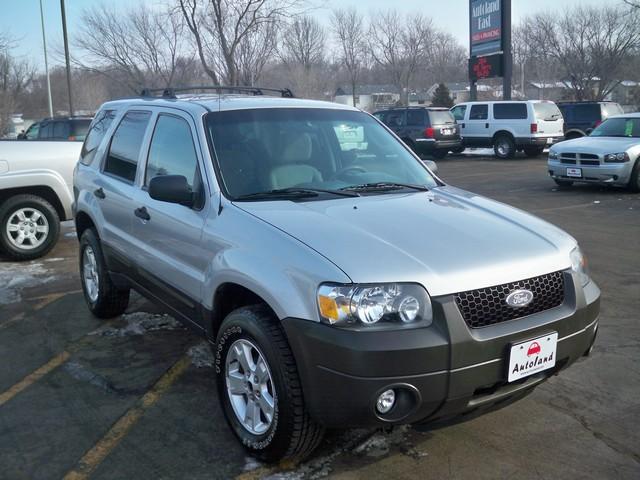 Ford Escape ESi Sport Utility