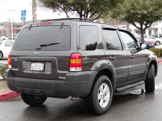Ford Escape 2007 photo 3